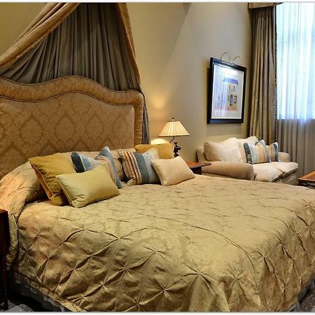 Monarch Hotel ヨハネスブルグ エクステリア 写真