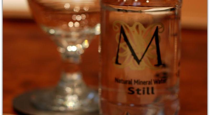 Monarch Hotel ヨハネスブルグ エクステリア 写真